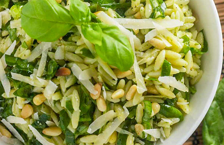 Mastering the Art of Orzo Salad with Pesto