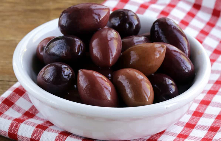 What Do Kalamata Olives Taste Like